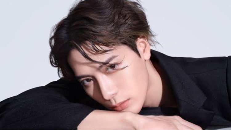 U7f(7) - Jackson Wang Ignites Global Stage with MAGICMAN 2 World Tour: Bangkok Shows Sell Out