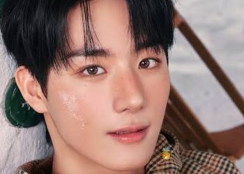 Vyr(4) - ATBO’s Jeong Seunghwan Quietly Enlists in the Military: A Heartfelt Farewell and Promise to Fans