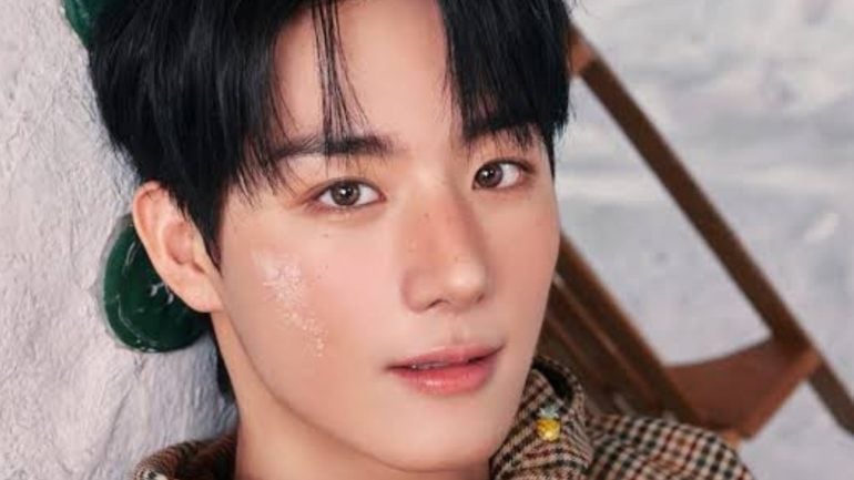 Vyr(4) - ATBO’s Jeong Seunghwan Quietly Enlists in the Military: A Heartfelt Farewell and Promise to Fans