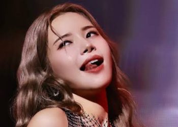 6rtu(4) - MAMAMOO's Solar Successfully Wraps Singapore Leg of 'Solaris' Tour