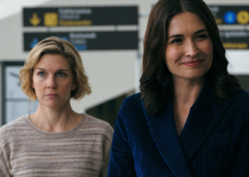 Pluribus - Pluribus Episode 1 Ending Explained: What the Hive Mind Means for Humanity’s Future