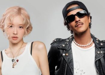 Bs7wk(10) - Rosé and Bruno Mars’ “APT.” Sets YouTube Ablaze, Becomes Fourth Fastest Music Video Ever to Surpass 2.1 Billion Views