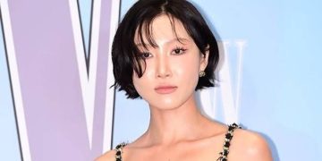 Cygj(7) - MAMAMOO’s Hwasa Achieves First Perfect All-Kill for a Female Soloist in 2025 with "Good Goodbye"