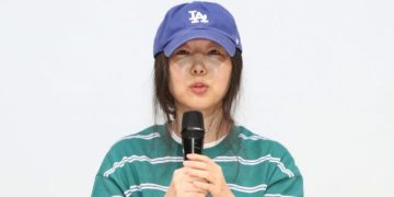 Cygj(9) - Min Hee Jin Testifies in Court: How HYBE’s Bang Si Hyuk Allegedly "Practically Begged" Her to Join