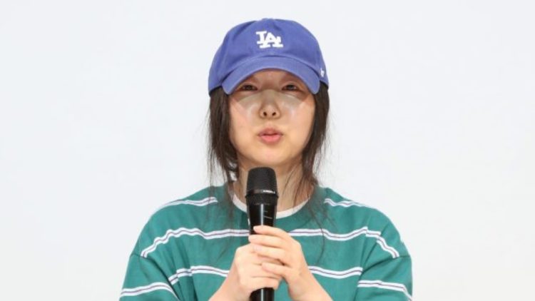 Cygj(9) - Min Hee Jin Testifies in Court: How HYBE’s Bang Si Hyuk Allegedly "Practically Begged" Her to Join