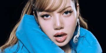 Sttx(8) - BLACKPINK’s Lisa Makes Digital History as the First K-Pop Artist to Headline a Fortnite Festival