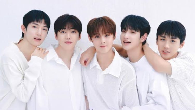 Ue(6) - DKZ Returns with Heartfelt New Track “Replay My Anthem” in Third Mini Album ‘TASTY’