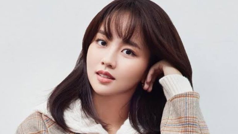 Wu(2) - Kim So Hyun in Talks for ENA Romance Drama “Romance Expert” – A New Chapter in Her Career