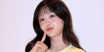 G7f76(2) - Chuu Announces Official Return with Highly Anticipated First Full Album, "XO, My Cyberlove"