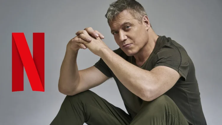 Holt McCallany