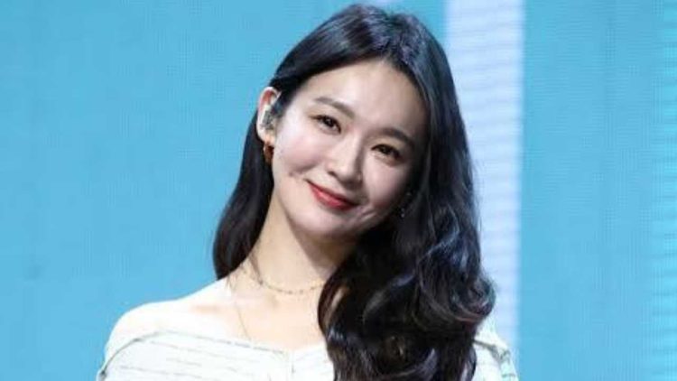 R6systu(3) - Kang Min Kyung Denies Involvement in "Injection Aunt" Medical Scandal