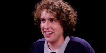 Andrew Callaghan (Credit: CNN) - Why Was Andrew Callaghan Cancelled? The Man-On-The-Street King’s Sudden Fall