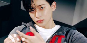 Hwubw(4) - A Versatile Transition: CRAVITY’s Jungmo Embarks on Acting Career with Dual-Role Debut