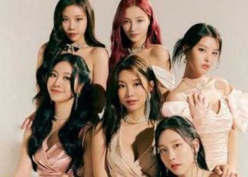 Xthnkd(3) - MOMOLAND Returns with a Heartfelt Gift: A Deep Dive into the "White Spring" Comeback