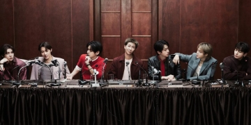 2 10 from BTS Wins Major Honor Amid Arirang Comeback Surge