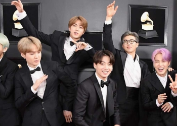 IMG COM from BTS Conquers France With ARIRANG Securing Platinum in Record Time