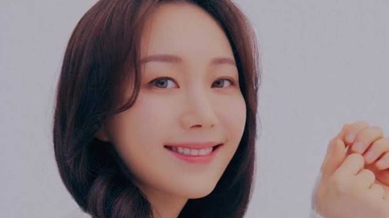 Usgw72 from Lee Yoo Young Joyfully Confirms Second Pregnancy