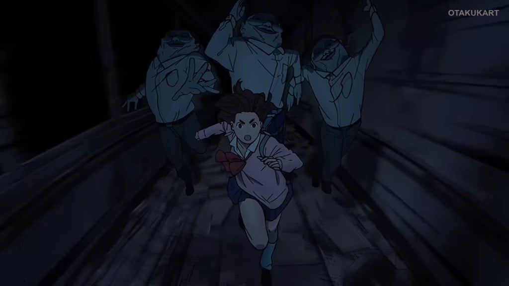 Momo running from aliens who want to capture her in Dandadan