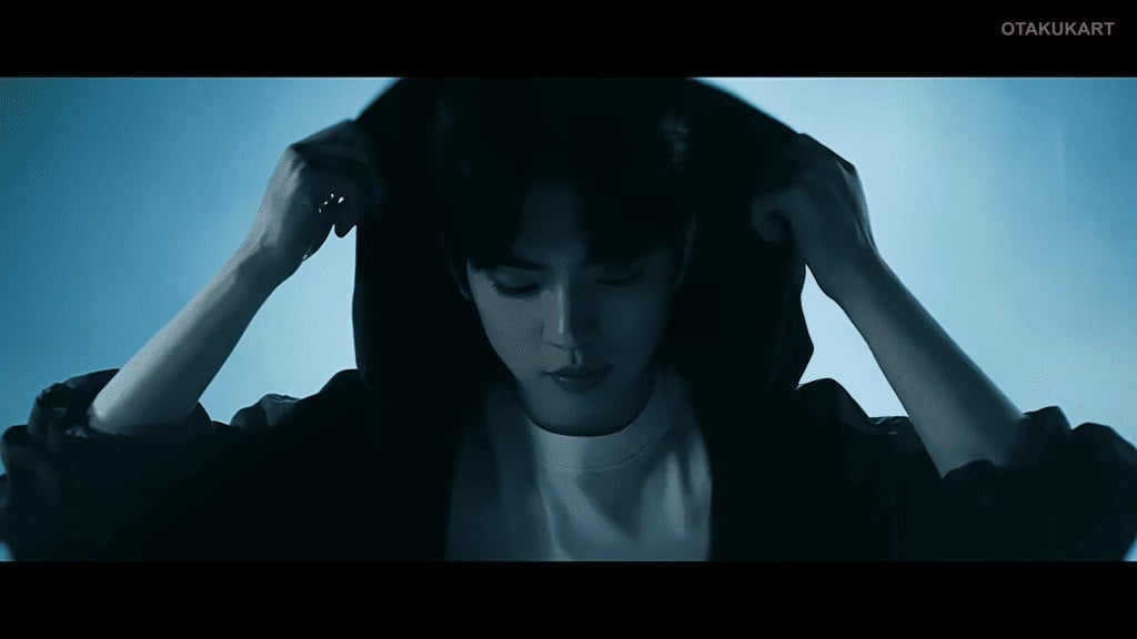 Figure-sakter Cha Junhwan as Sung Jinwoo in Solo Leveling on Ice