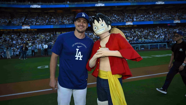 ONE PIECE Night Lights Up Sold-Out Dodgers Stadium With Drone Show, Luffy First Pitch & Exclusive Collectibles
