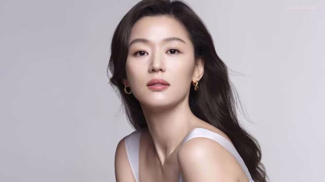 Jun Ji Hyun Reflects on Her Big Screen Return in “Colony” and Her Philosophy on Personal Growth