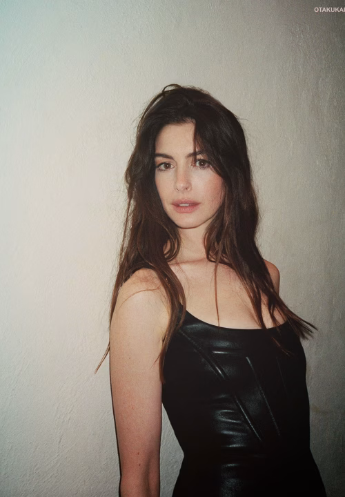 Anne Hathaway