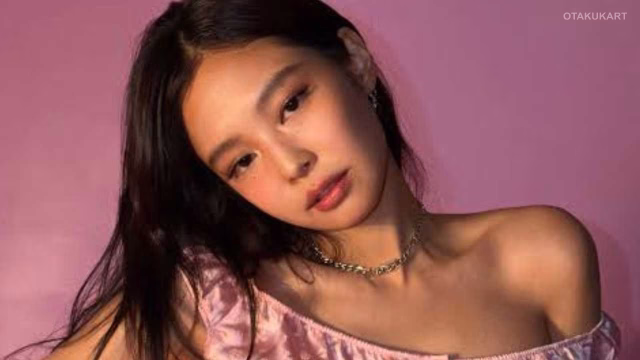 Jennie's Weverse Announcement Sparks Intense Debate Following Anniversary Controversy