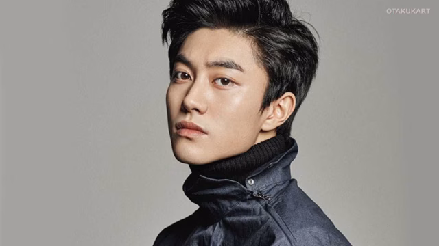 Beloved Actor Kwak Dong Yeon Officially Enlists for Active Duty Military Service