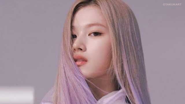 TWICE’s Sana Sparks Huge Reaction After On-Screen Remarks About Fourth-Gen Male Idol