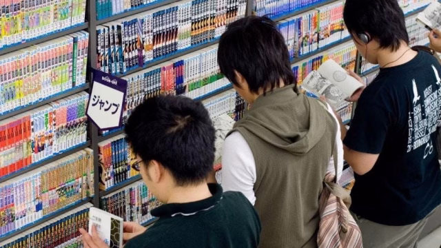 New Data Shows 48% of Japanese Teenage Girls Read Manga Digitally, Compared to Just 28% of Boys