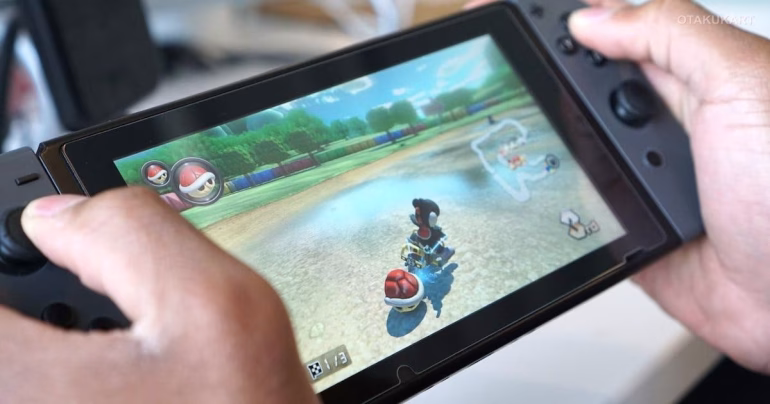 Mario Kart 8 Deluxe Switch 1 Players May Have an Advantage as Switch 2 Adds Hazards Missing on the Original Console