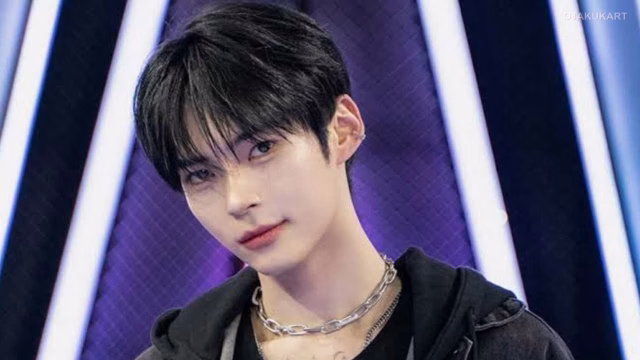 ZEROBASEONE's Sung Han Bin Prepares to Make His Official Solo Debut