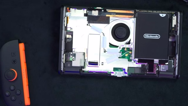 Nintendo Switch 2 Teardown Reveals No Sharp LCD Upgrade in Revised European Model Despite Improved Battery Replacement Design
