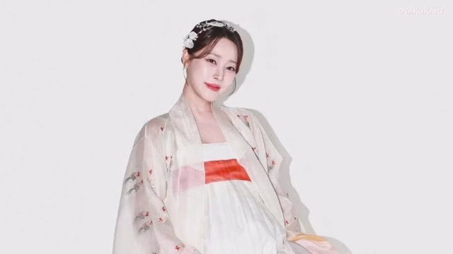 Rainbow’s Go Woori Welcomes Her First Child, Shares Heartfelt Message With Fans